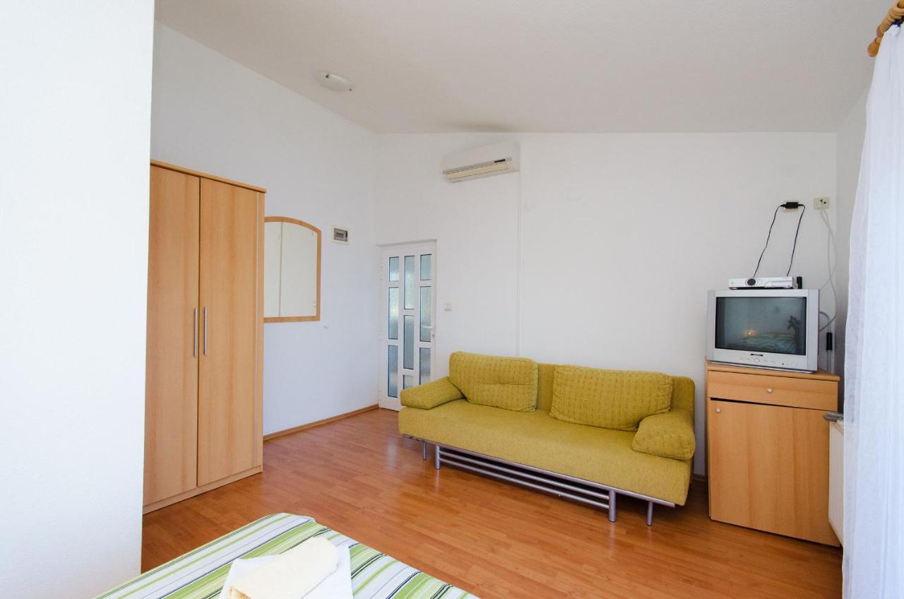 Apartments Marija Ivana Senj  Bagian luar foto