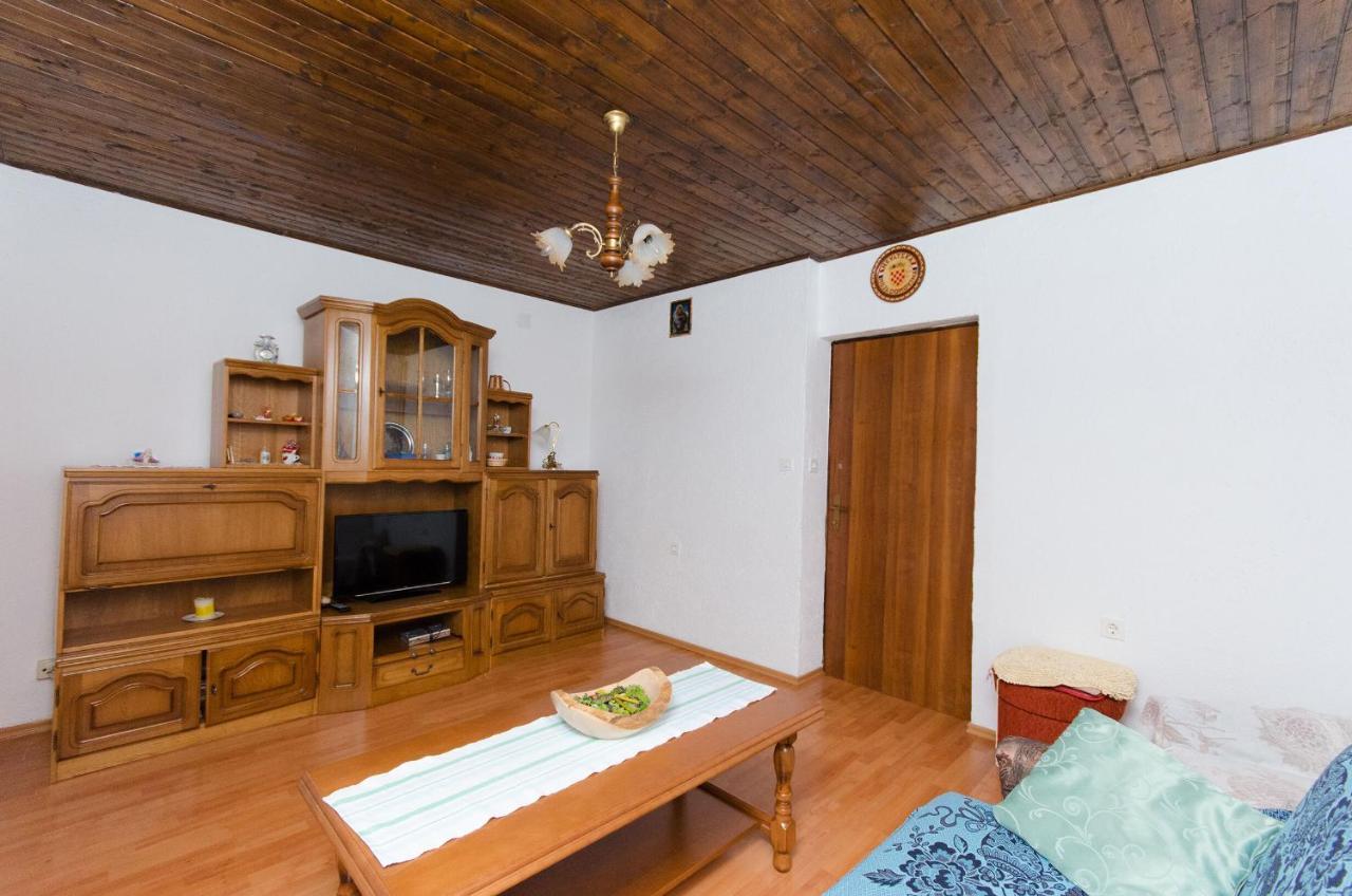 Apartments Marija Ivana Senj  Bagian luar foto